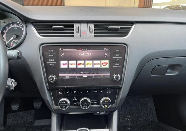 Skoda Octavia cena 69900 przebieg: 97878, rok produkcji 2019 z Łobżenica małe 352